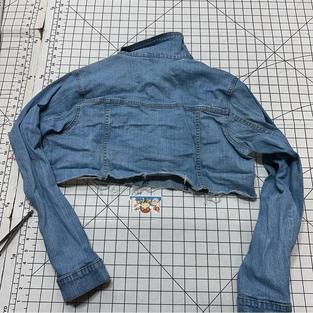 Culture Vintage Eureka handmade in France cropped sz medium denim jacket